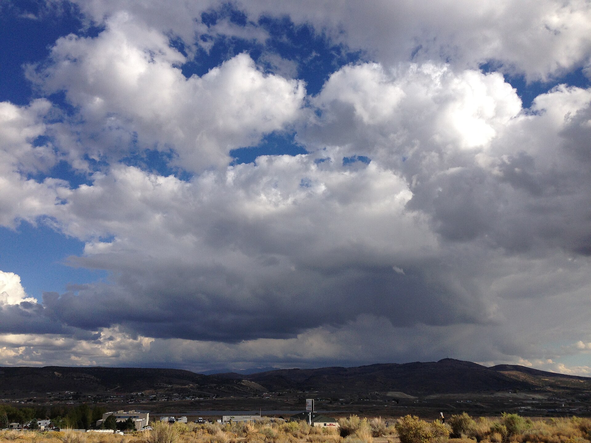 2014-09-30 16 00 25 Cumulus clouds developing southeast of Elko, Nevada