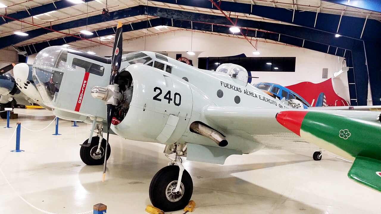 Propeller plane with Propeller plane with
